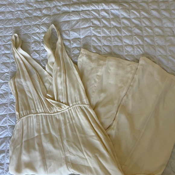 Privacy Please cream romper - Picture 7 of 9
